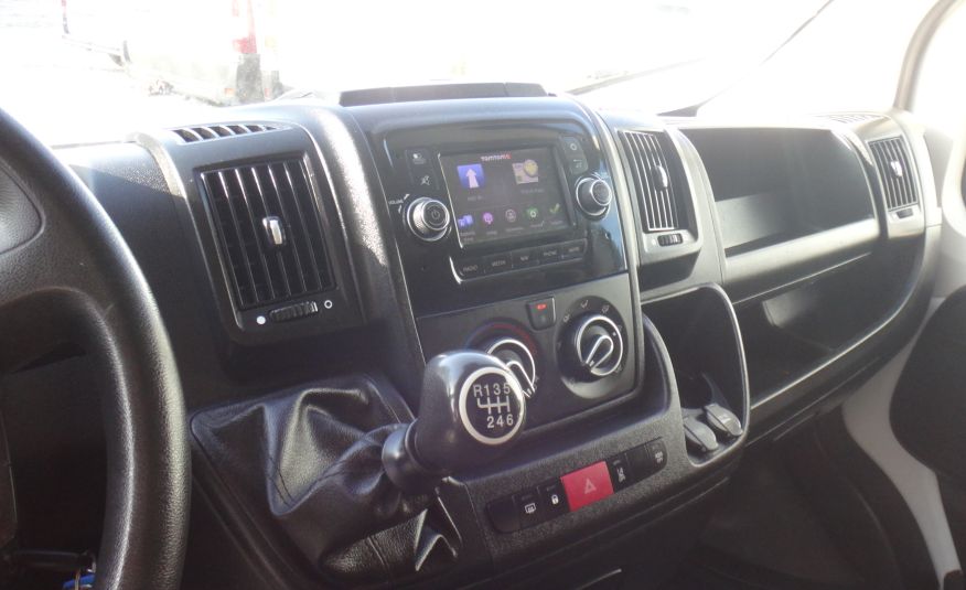 Citroen LIFT JUMPER L2H2 2021 klima pdc navi kamera cofania bagażnik z drabinką 140 tys km zdjęcie 6