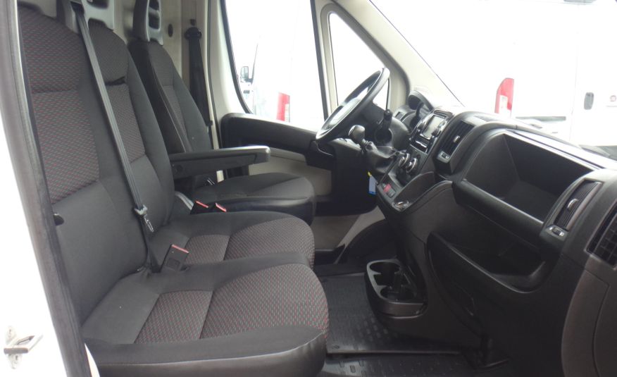 Peugeot LIFT BOXER L4H3 2018 klima pdc navi podc 130KM zdjęcie 6